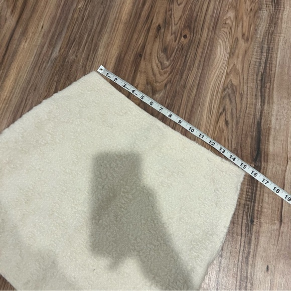 Theory A-Line Mini Skirt in Wool Boucle - Picture 9 of 9